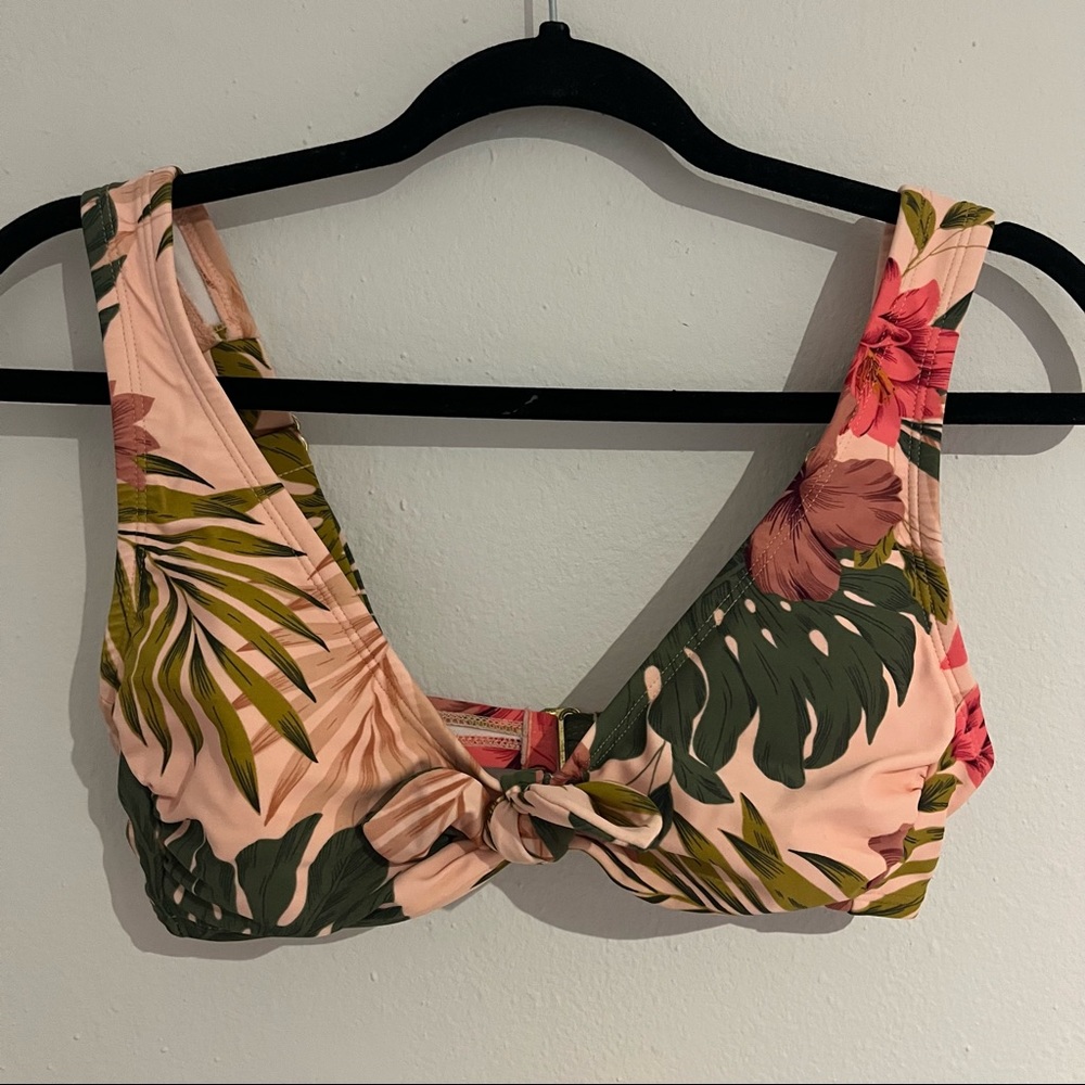 Kona Sol Floral Bikini Top Size Small